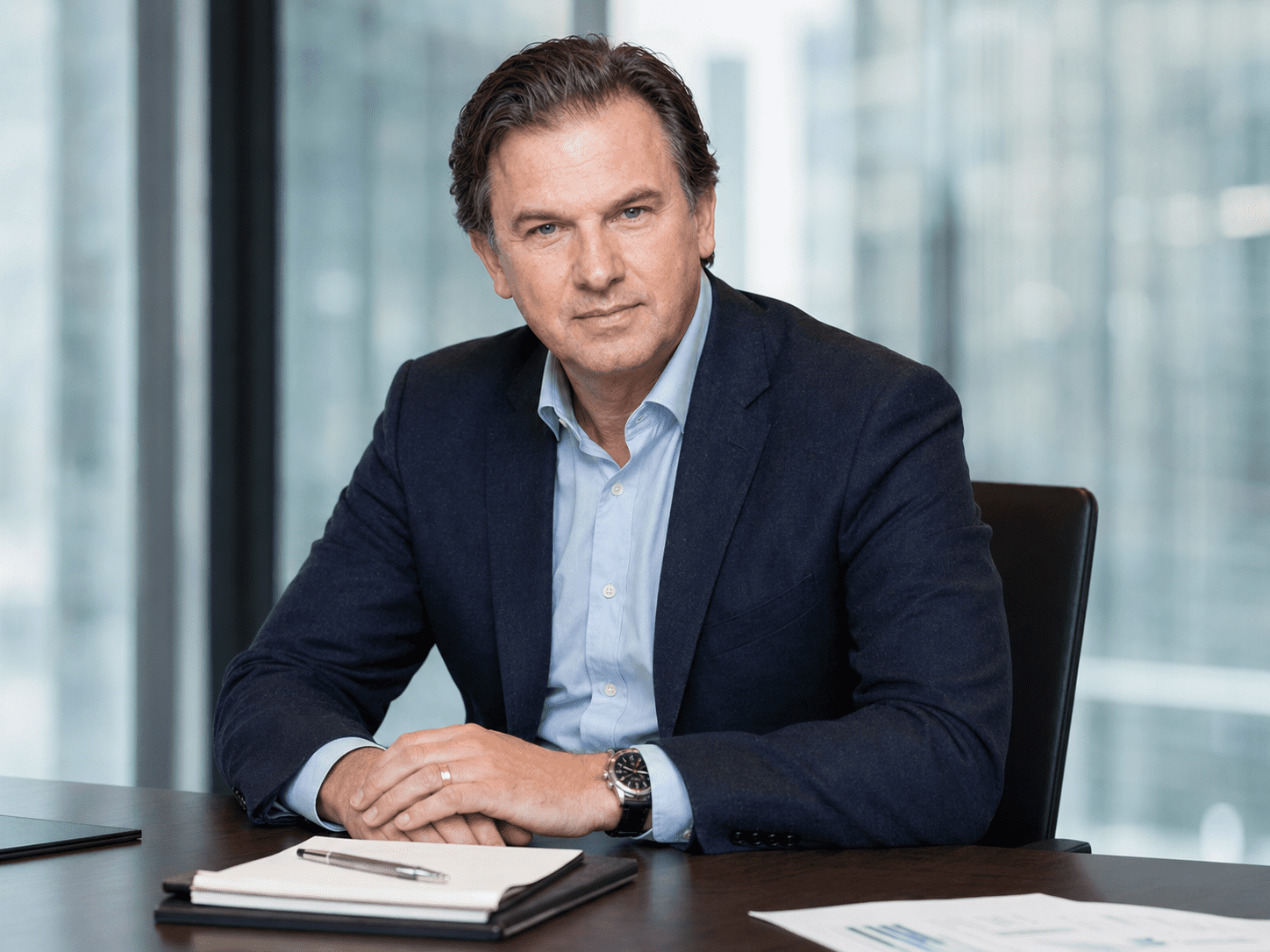 Manolo Beelke in professional discussion, clinical development strategist and fractional CMO.